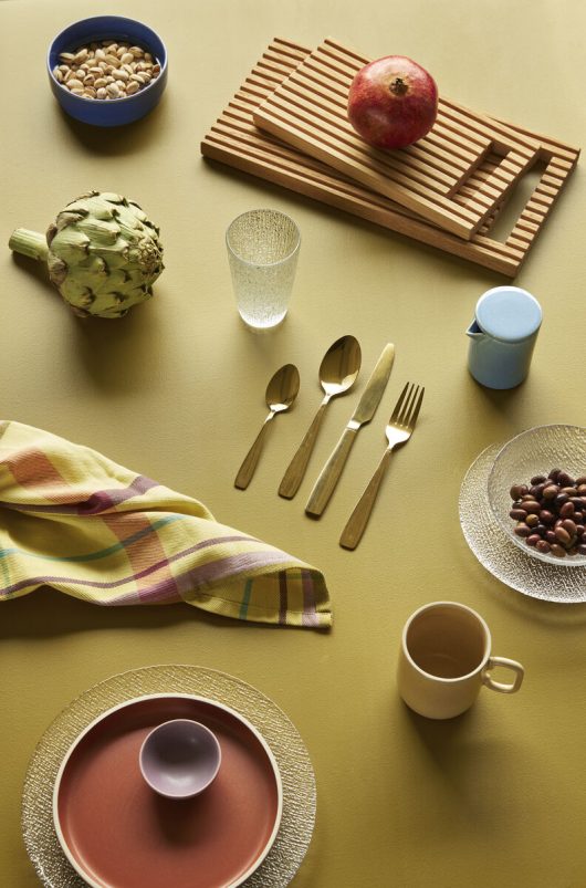 Fuyu Drinking Glass Textured