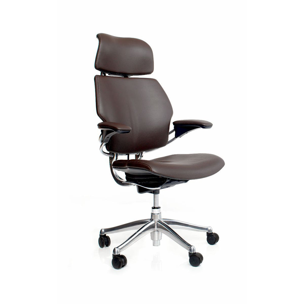 Freedom with headrest by Humanscale